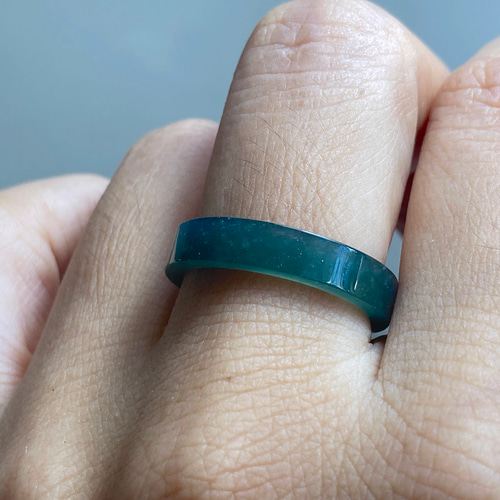 L13-175極品ピンキーリング高氷種濃陽緑4.0号グアテマラ産本翡翠くりぬき L13-175極品ピンキーリング高氷種濃陽緑4.0号グアテマラ産本翡翠