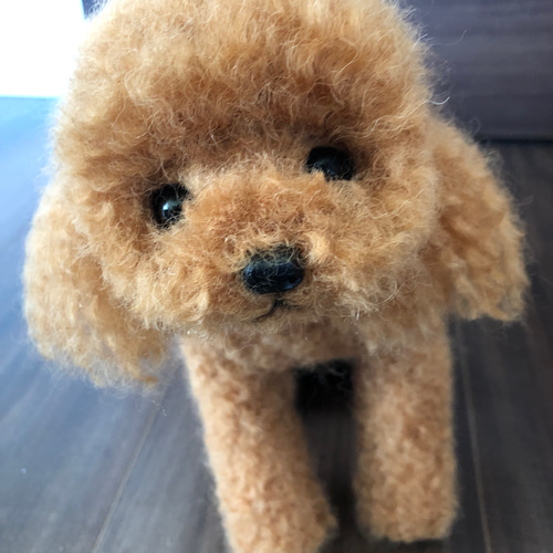 羊毛フェルトお座り大きめのトイプードルハンドメイド