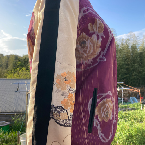 着物リメイクスカジャン リバーシブル 留袖リメイク 和服 金箔 梅松