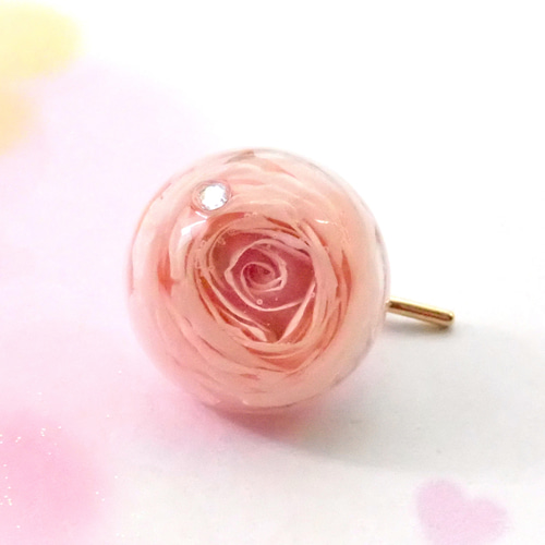 レジンヘアゴム ヘアクリップ　大ぶり　ピンク　バラ　可愛い レジンヘアゴム ヘアクリップ大ぶりピンクバラ可愛い