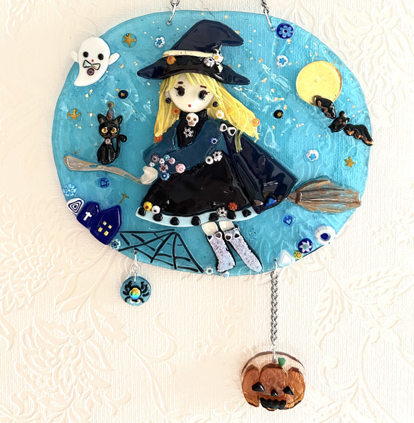 ハロウィン 空飛ぶ魔女の壁飾り （ベネチアンガラス、ミルフィオリ