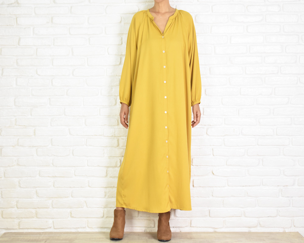 シンプルなスキッパー長袖ワンピース　＜マスタードイエロー＞