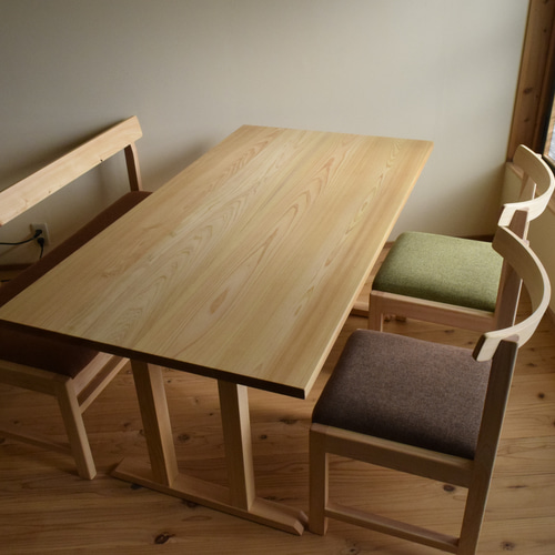 アクタス 「LINK DINING べし TABLE」 オーク無垢材ダイニング アクタス 「LINK DINING べし TABLE」 オーク無垢材ダイニング