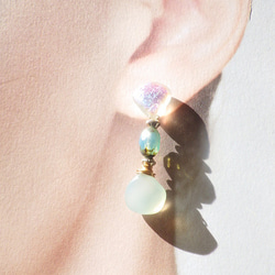 Sea Goddess Chalcedony Earrings 　 海の女神のカルセドニーピアス☆　シリコンポストピアス 5枚目の画像