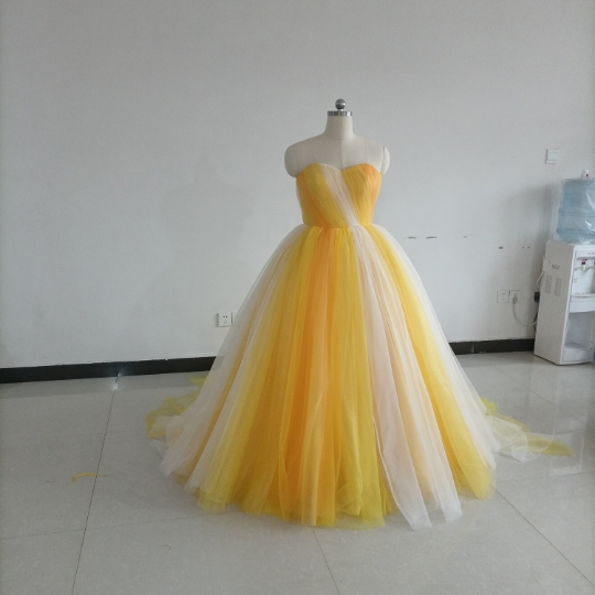 憧れのドレス イエロー オレンジ オフホワイト ドレス ベアトップ  