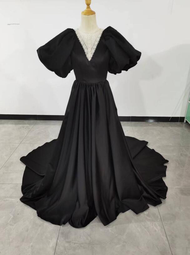 オードリー風 クラシカル ウエディングドレス 黒 プリンセスライン パフスリーブ 前撮り 2次会/拳式