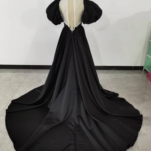 オードリー風 クラシカル ウエディングドレス 黒 プリンセスライン  