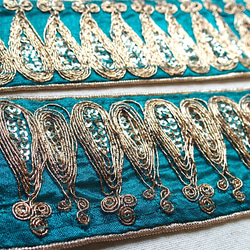 50cmより スパンコールチロリアンテープ 青緑☆ 手芸 素材 材料 インド刺繍 アラビアン リボン サリー 2枚目の画像