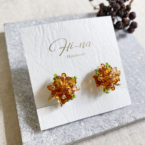 127 ブローチシリーズ大人の女性　ハンドメイド　ピアスorイヤリング 127 ブローチシリーズ大人の女性ハンドメイドピアスorイヤリング