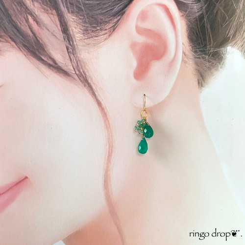 ✴︎おしゃれ色グリーン✴︎ 天然石ピアス＊グリーンオニキス 