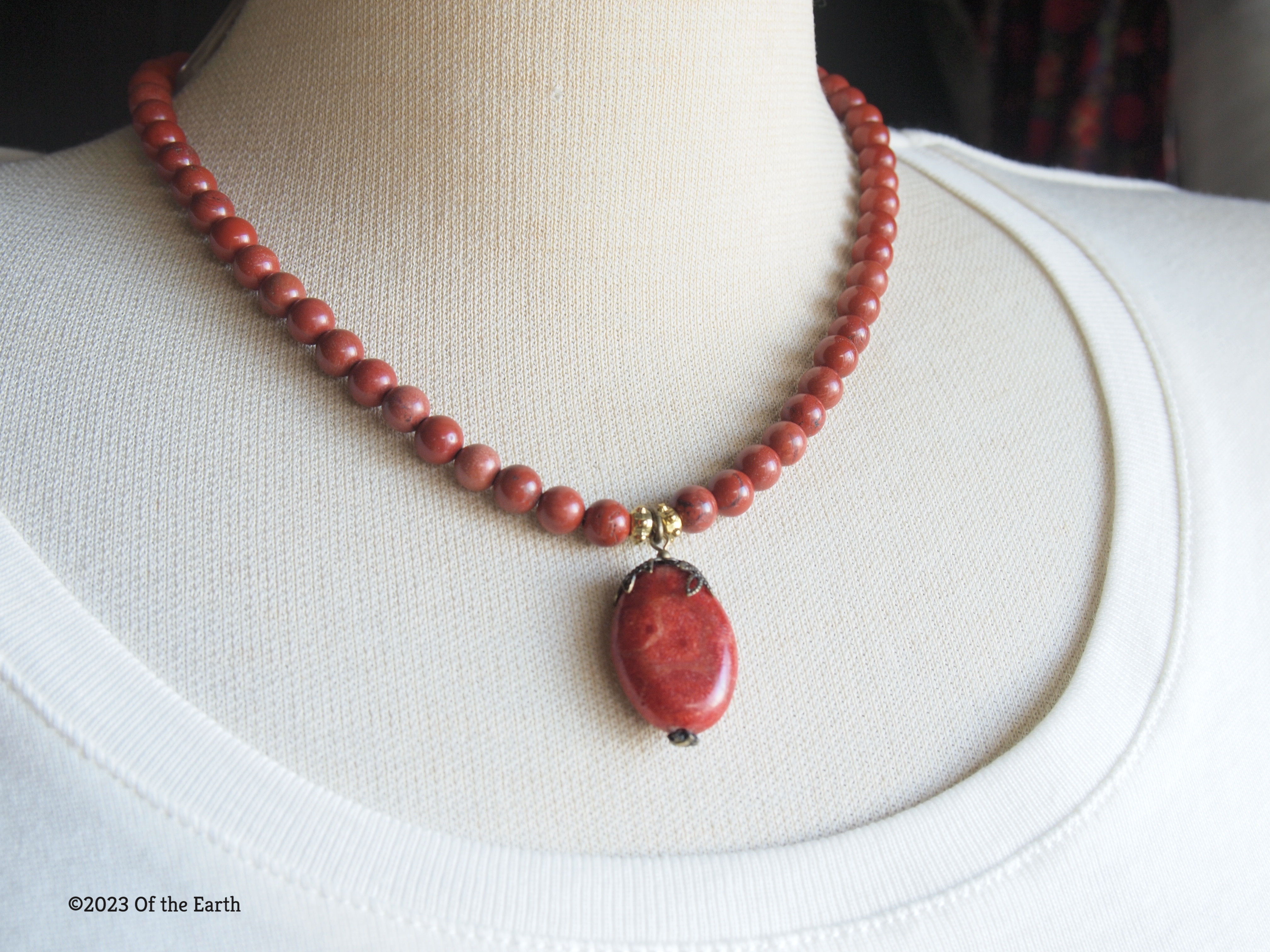 ネックレス　赤　サンゴ　天然石　チョーカー　ジャスパー　レディースブランド
