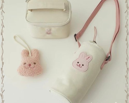 ♡♡♡　新品タグ付　韓国スタバ　ペットボトルケース　ピンク水色2つセット ♡♡♡様専用 新品タグ付 韓国スタバ ペットボトルケース ピンク