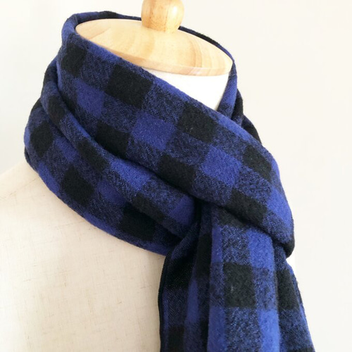 手芸の旦那】青と黒のギンガムチェック柄 ウール マフラー ストール