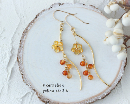 ハニーフラット様 イエローシェル×マザーオブパール フラワー