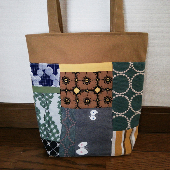 sale》A4サイズ ミナペルホネン パッチワーク トートバック A
