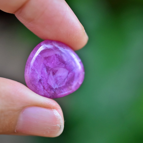 高品質☆六角形☆サファイアs989 天然石 Funky garuda stone