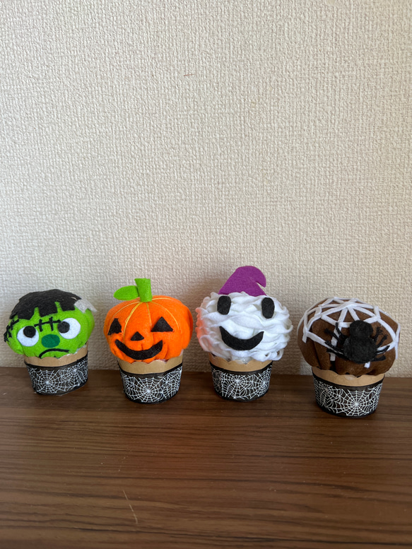 ハロウィンのカップケーキ 1枚目の画像