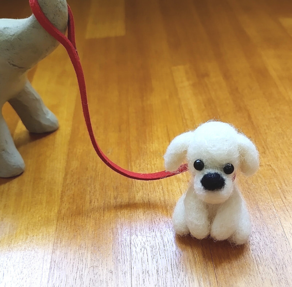 羊毛フェルト【犬】お散歩マルチーズちゃん 1枚目の画像