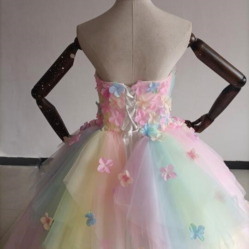 美品！カラードレス レインボースカート 3D立体レース刺繍 花びら付き  