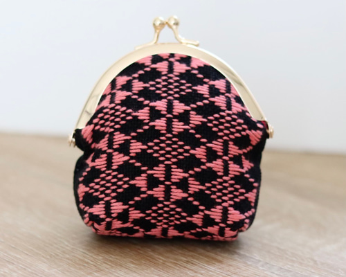 インド綿 刺し子とパッチワークのがま口ポーチ 13× 13cm | Phnom