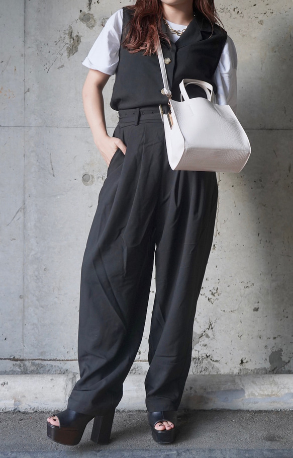 Jacket Like Jumpsuit *with Belt (black) オールインワン ブラック モノトーン 1枚目の画像