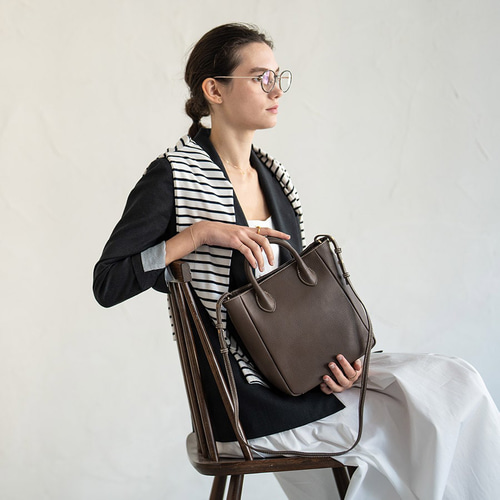 2way 縦型 本革 トートバッグ ショルダー取り外し/調整可 マグネット