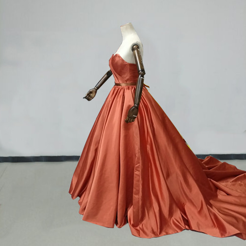 高品質！カラードレス トレンドのテラコッタ色 ベアトップ 前撮り  