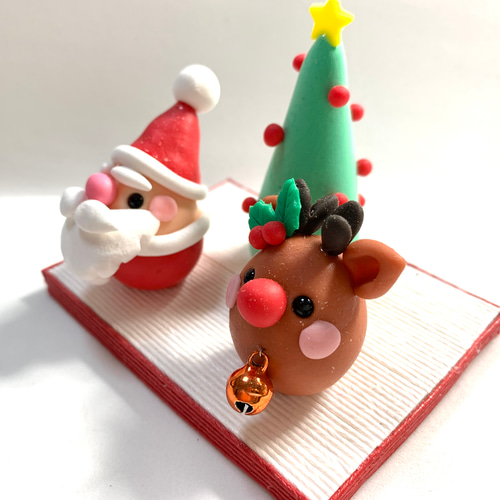 ☆サンタとトナカイとクリスマスツリー(受注生産) 樹脂粘土 置物
