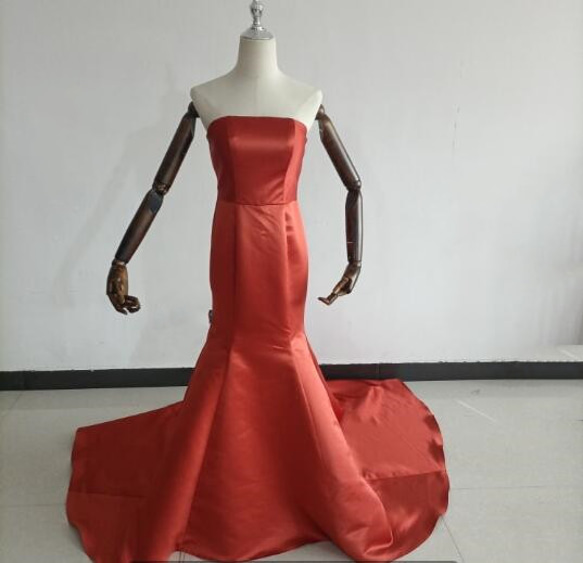 パーティードレス テラコッタ色 ベアトップ ビスチェドレス スレンダー  