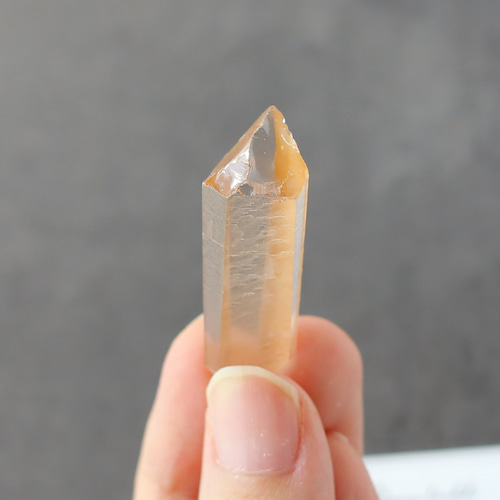 希少！ダウ ゴールデンヒーラー 原石 水晶 鉱物 希少石 天然石 その他