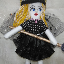 『チビ魔女さん』ハロウィン　オーナメント　魔法のほうき　オシャレ　プレゼント　創作人形　バックチャーム 2枚目の画像