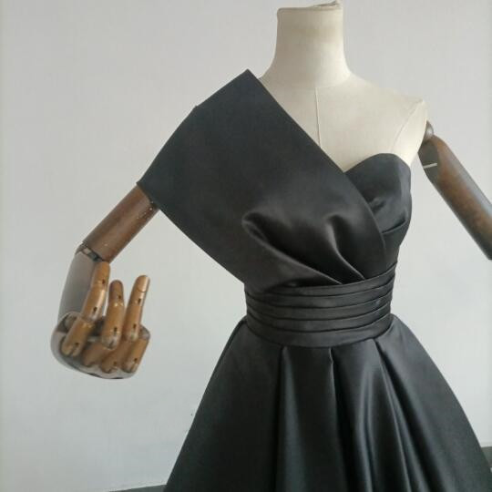 エレガント パーティードレス ワンショルダー Aライン 黑 前撮り 音楽会 ファスナー トレーン