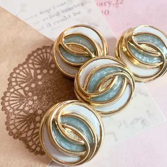 ビンテージレトロ古着22点◇ 生地 ボタン ハンドメイド材料