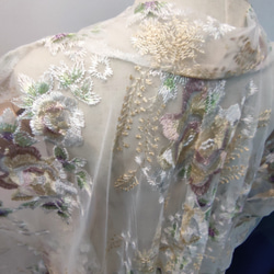 オーガンジー打掛　着物　オーバードレス　レース羽織　ウエディングドレス　お色直し　日常可能　精緻な刺繍 5枚目の画像