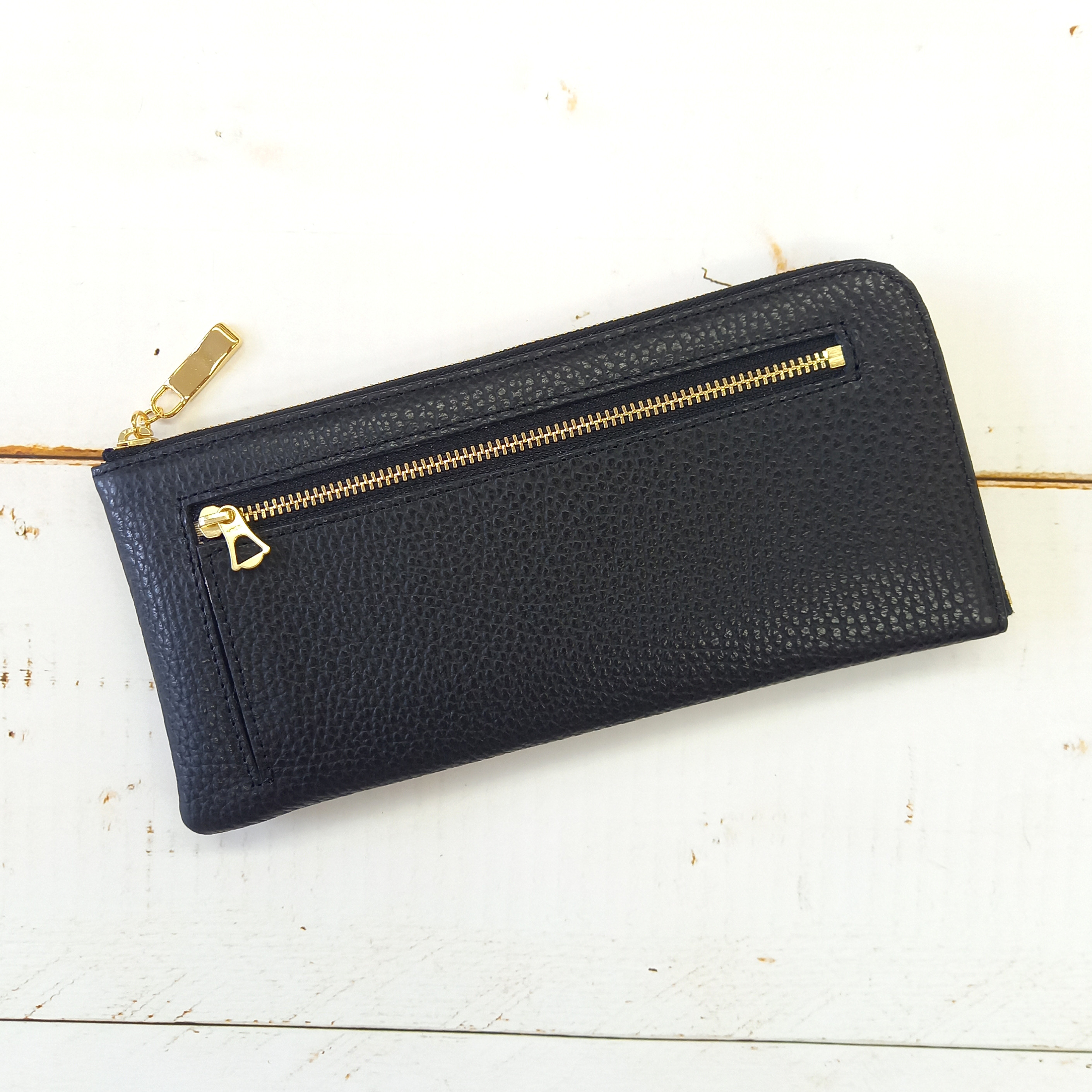 24枚もカードが入るスリム長財布(ブラック) 大容量なのに軽くて薄い！高級イタリアンレザー◇ファスナー選べる【かわつむ】