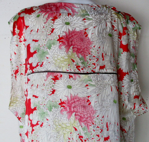 ７３７１　菊の花柄の着物で作ったベスト　＃送料無料 15枚目の画像