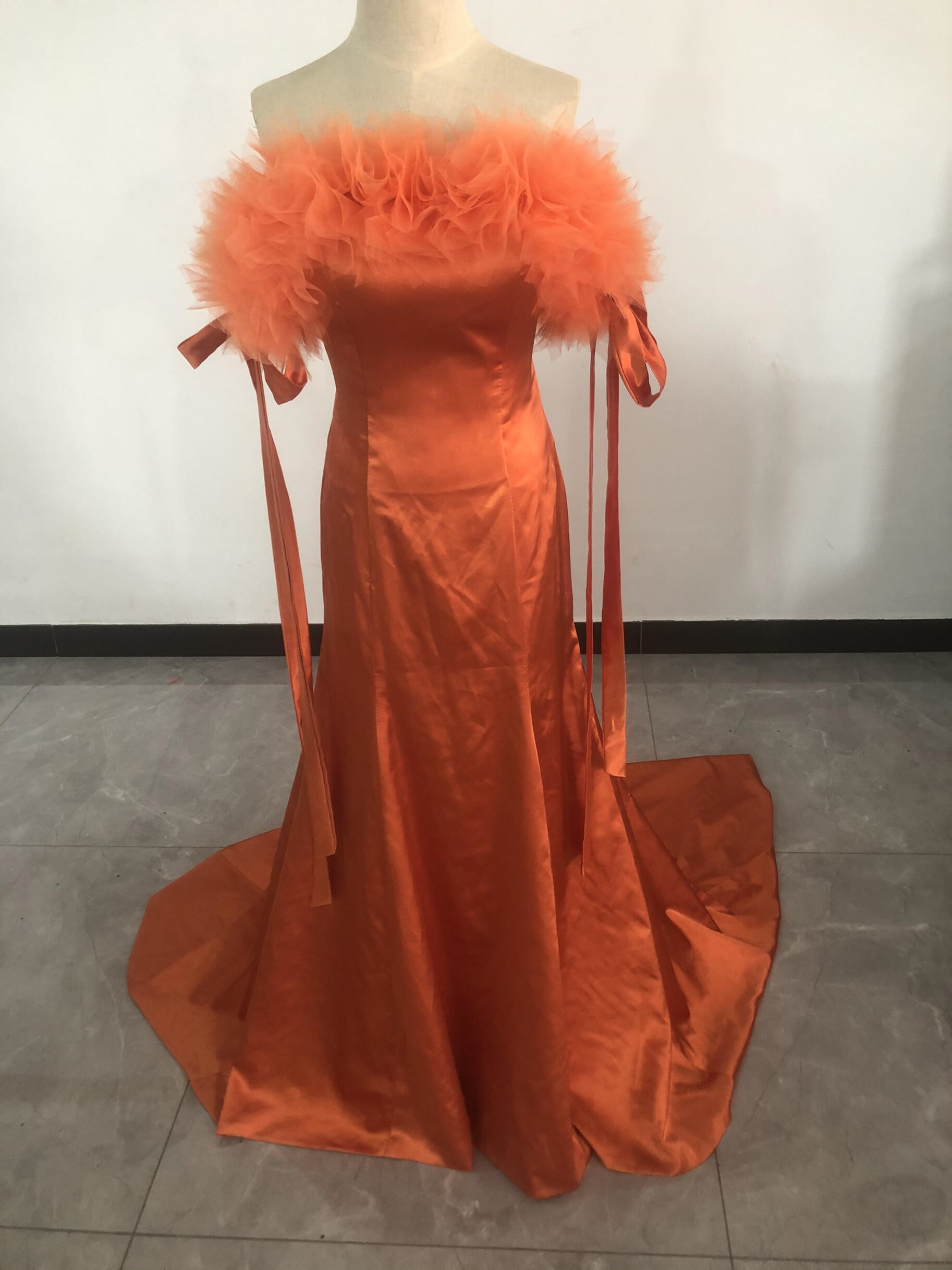 高品質！パーティードレス 高級イタリアサテン テラコッタ色 トレーン 花嫁 結婚式