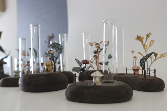 腐蝕の森2 一輪挿し 一輪挿し