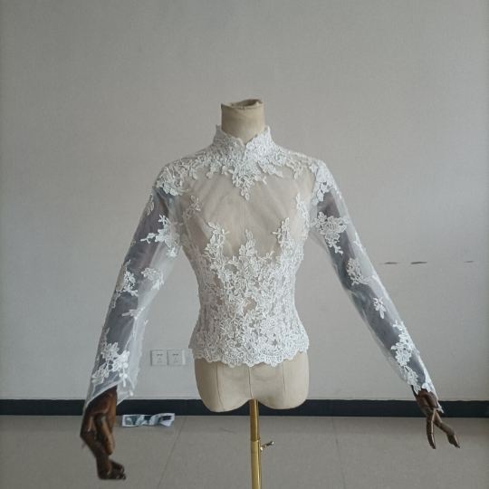 上品！可憐な花刺繍のトップス 純白 花嫁/ウェディングドレス/ブライズメイド/結婚式/披露宴/