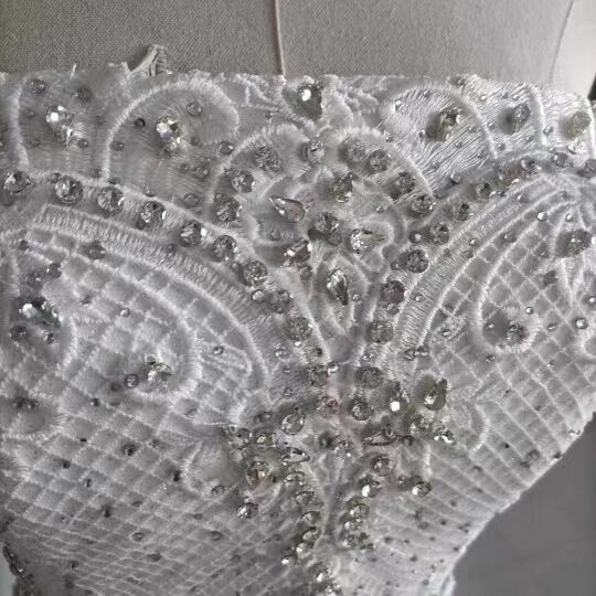 高品質！ ウェディングドレス 純白 ビジュードレス 結婚式/披露宴/花嫁/ブライズメイド