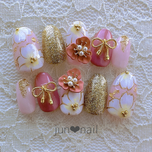 つけ爪　成人式　ピンク　白　花柄　ネイルチップ　振袖　キラキラ 成人式ネイル♡白ピンク ネイルチップ（つけ爪） jun❤︎nail