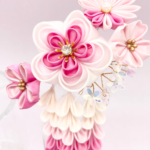 キラキラお花スパンコールの桃色付くし髪飾り つまみ細工 七五三 浴衣