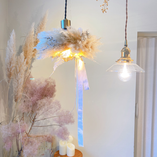 パンパスグラスのふわふわリース 冬を待つふわふわフライングリース パンパスグラスリース