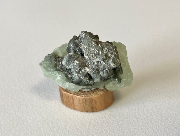 リボンプレナイト　ミニクラスター原石　① 4枚目の画像