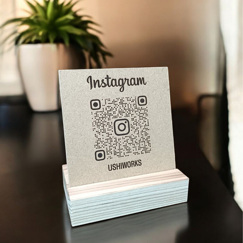 【オーダーメイド】QRコードプレート16枚MDF製 店舗用にも♪ QRコード付き木製看板【セルフオーダー】 表札・ネームプレート