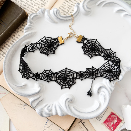 月夜に滴る蜘蛛の糸：蜘蛛の巣の黒レースチョーカー SV571 チョーカー