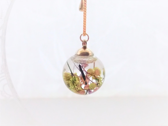 小花滿開　永生花浮游花項鍊　長度可調校　❊空郵台灣5-7天 第2張的照片