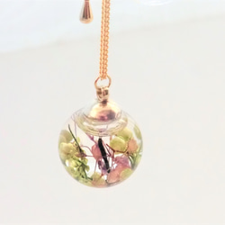 小花滿開　永生花浮游花項鍊　長度可調校　❊空郵台灣5-7天 第3張的照片