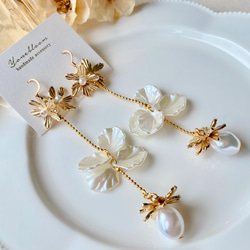 ゴールドの花冠とイヤリングセット 結婚式 大ぶりゴールドWフラワーピアスorイヤリング | Free Three