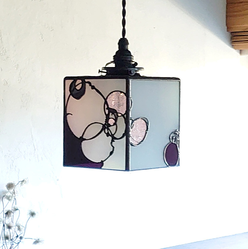 【再販】ガラスライトシェード・白と泡と深紫3046・灯具付き